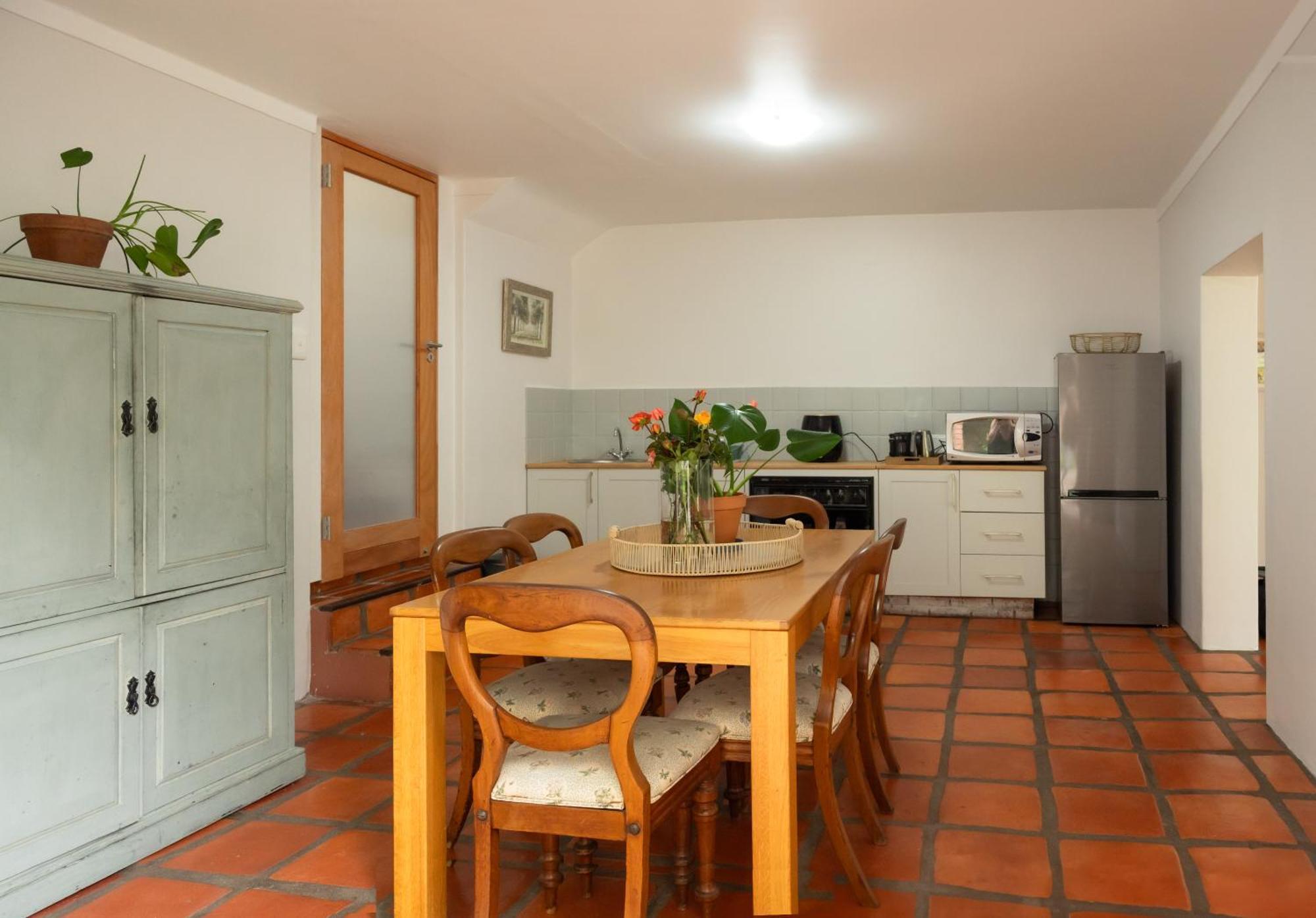 Charming Flatlet In Constantia Apartment Cape Town