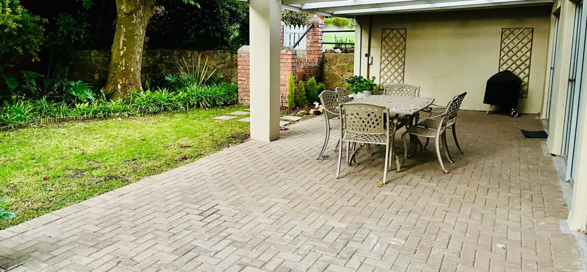 Apartment Charming Flatlet In Constantia Cape Town